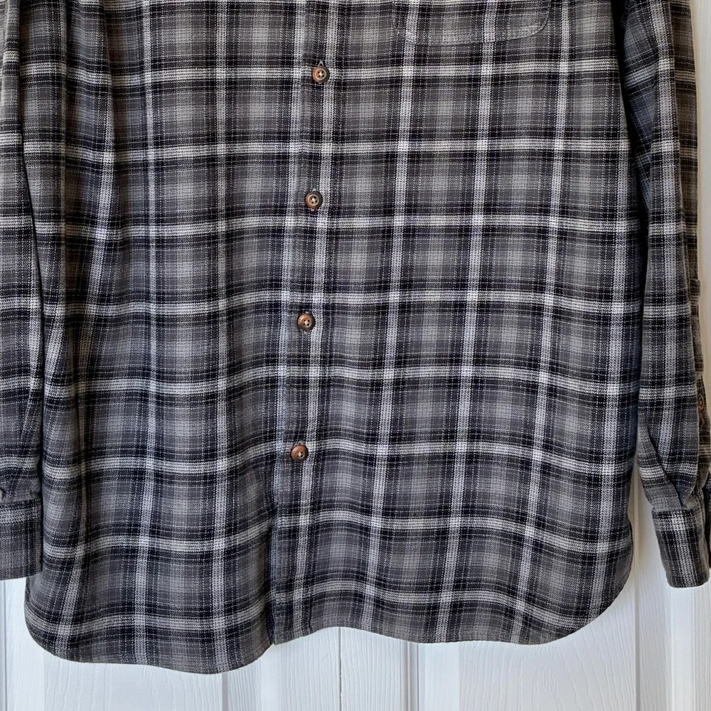 Columbia Flannel Shirt Men’s XL Gray Plaid Button Down Outdoor Layering Hiking - Picture 8 of 14